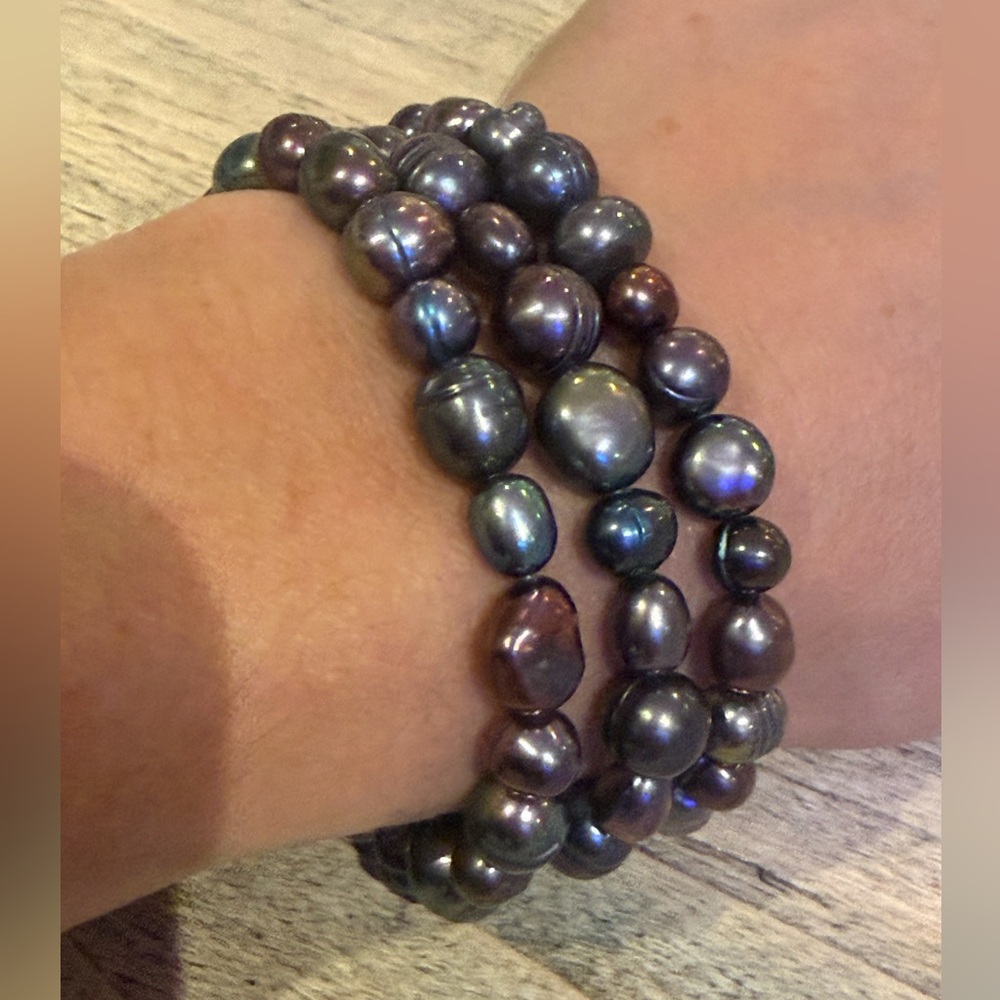 Iridescent Peacock Freshwater Pearl Stretch Bracelets | Set of 3 NWT